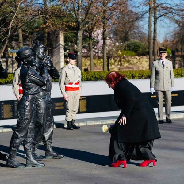 Cérémonie du souvenir hommage aux Français morts en opérations extérieures